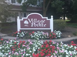 27 Prestwick Way, Edison, NJ 08820