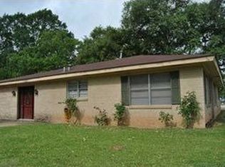 1916 Kimberly St, Alexandria, LA 71301