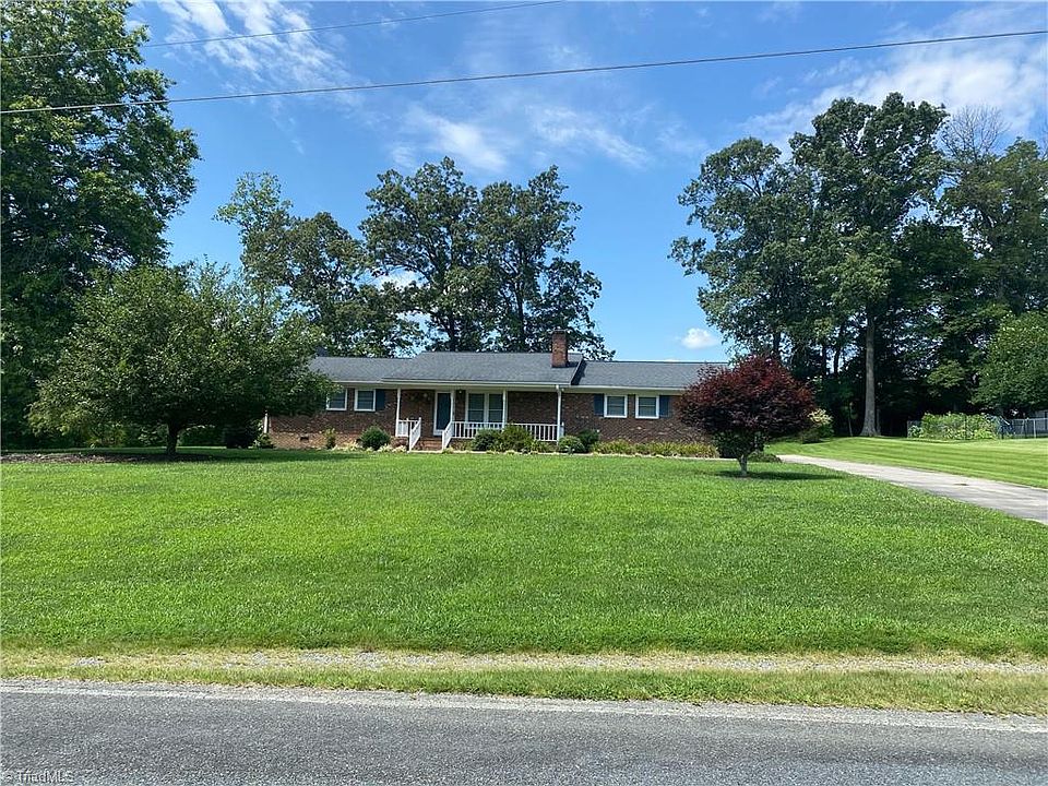 2nd image of 2643 Keck Dr