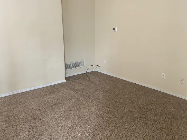 5132 Keystone St — Photo 8