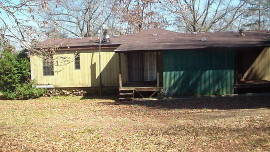 2nd image of 591 Country Kitchen Rd