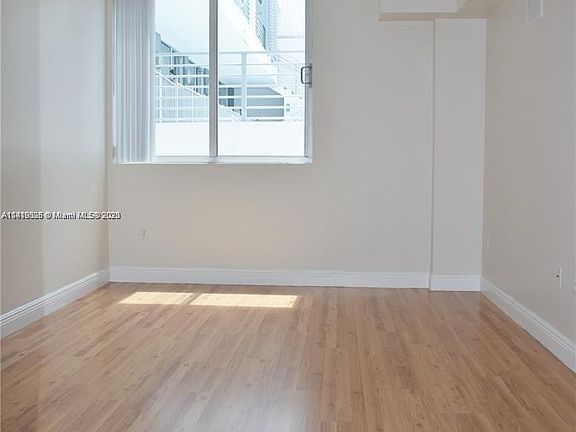 4th image of 3339 Virginia St APT 207