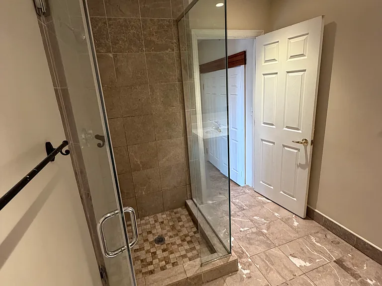 108 Richmond St #1 — Photo 14