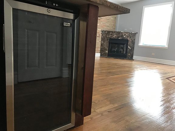 2nd image of 6610 S Kenwood Ave APT 308