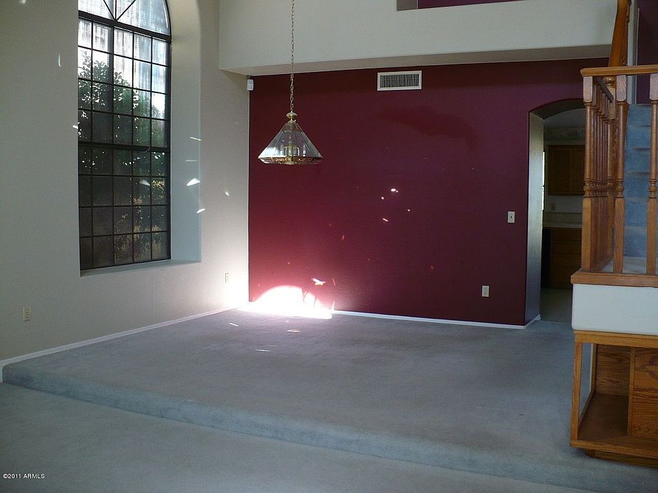 2nd image of 18867 N 69th Ave