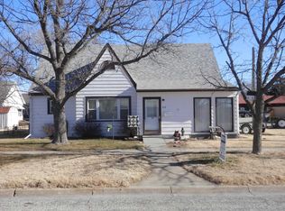 210 S Oak St, Stockton, KS 67669