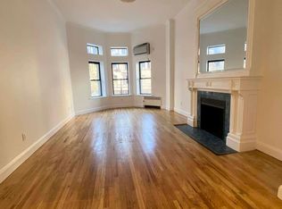 137 W 72nd St #3FW, New York, NY 10023
