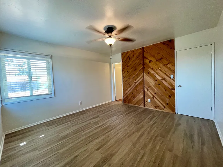 10244 Vista Camino — Photo 9