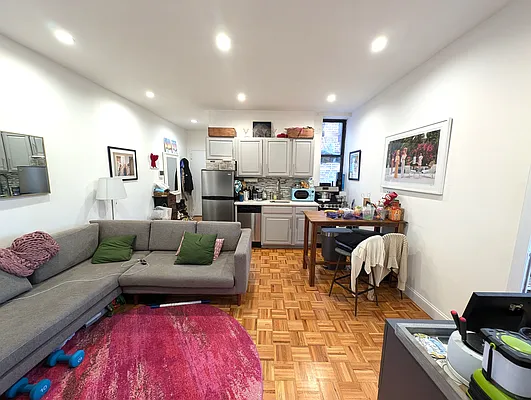 Rented by ArdorNY | media 10