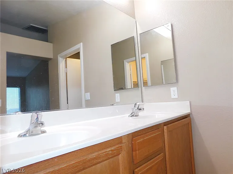 5275 Railroad River Ave — Photo 30