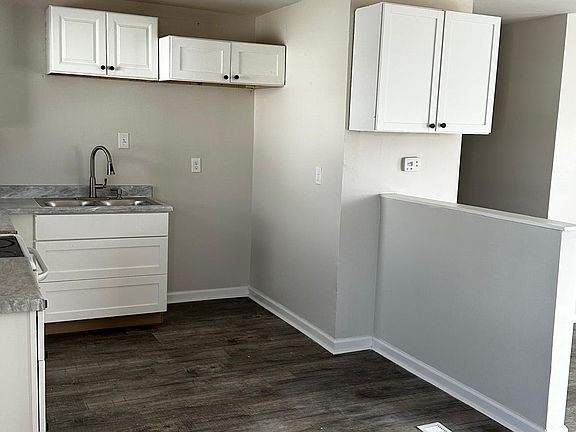 3rd image of 4041 N Emerson Ave