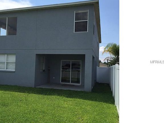 5th image of 7937 Carriage Pointe Dr