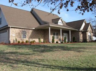 2640 S Loma Linda Dr, Loma Linda, MO 64804