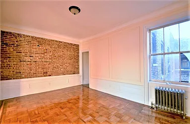 Rented by CITY SKYLINE REALTY INC