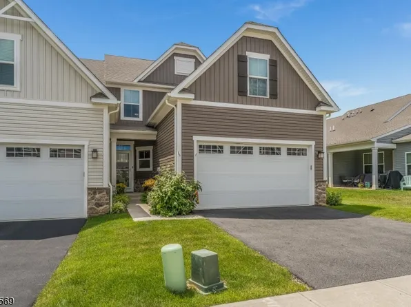 16 Sparrowhawk St, Washington Twp., NJ 07882