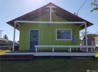 309 5th St NW, Long Beach, WA