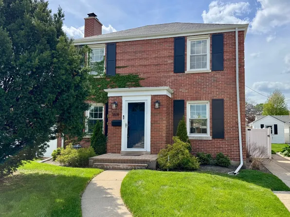 1614 N 76th Ave, Elmwood Park, IL 60707