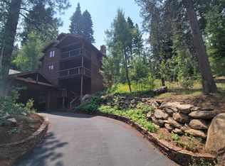 10727 Laurelwood Dr, Truckee, CA 96161