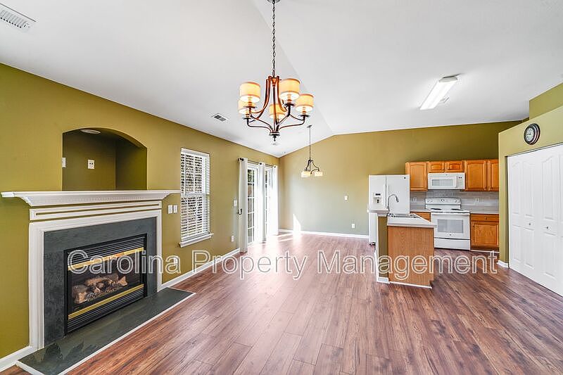 1st image of 5911 Vista Verde Ct