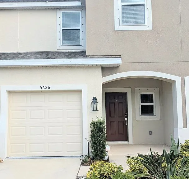 5686 Archipelago St — Photo 2