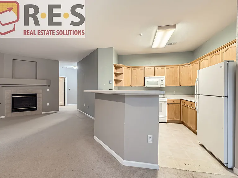8358 S Independence Cir #101 — Photo 10
