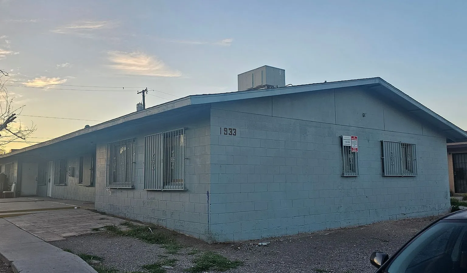 4p1933 — Photo 1