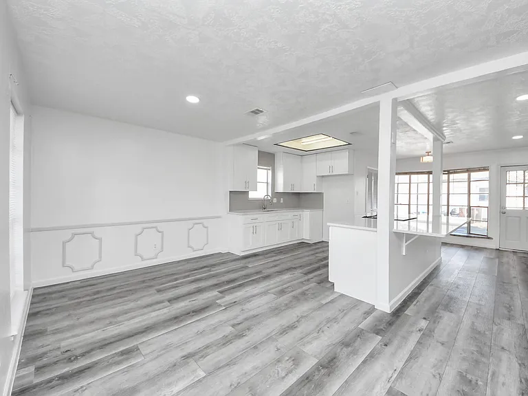 8011 La Roche Ln — Photo 17
