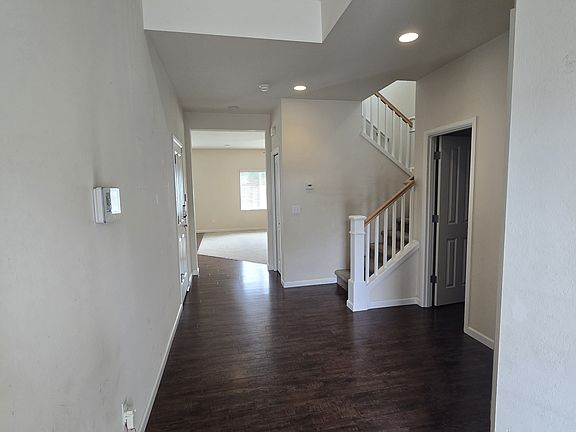 4th image of 11424 129th St E