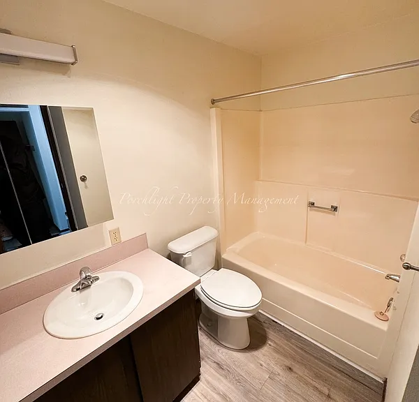 5775 Golden Eagle Dr #10 — Photo 5
