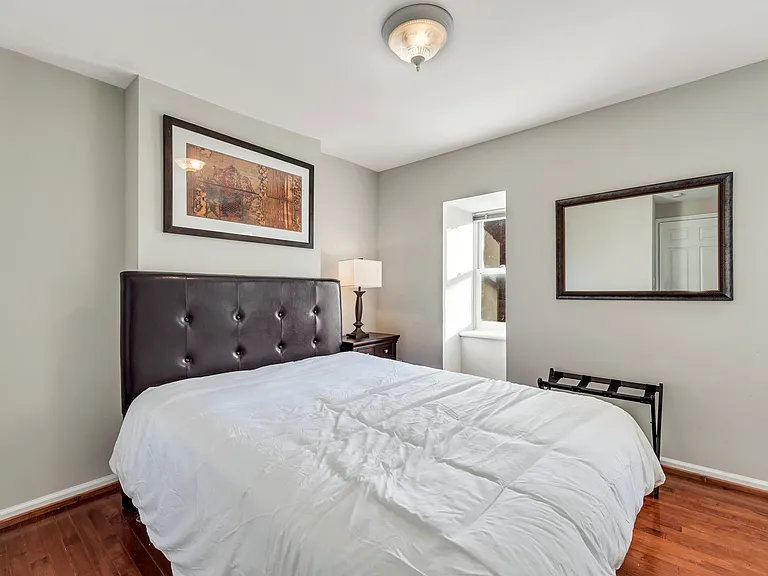 715 Barton St #715A — Photo 17