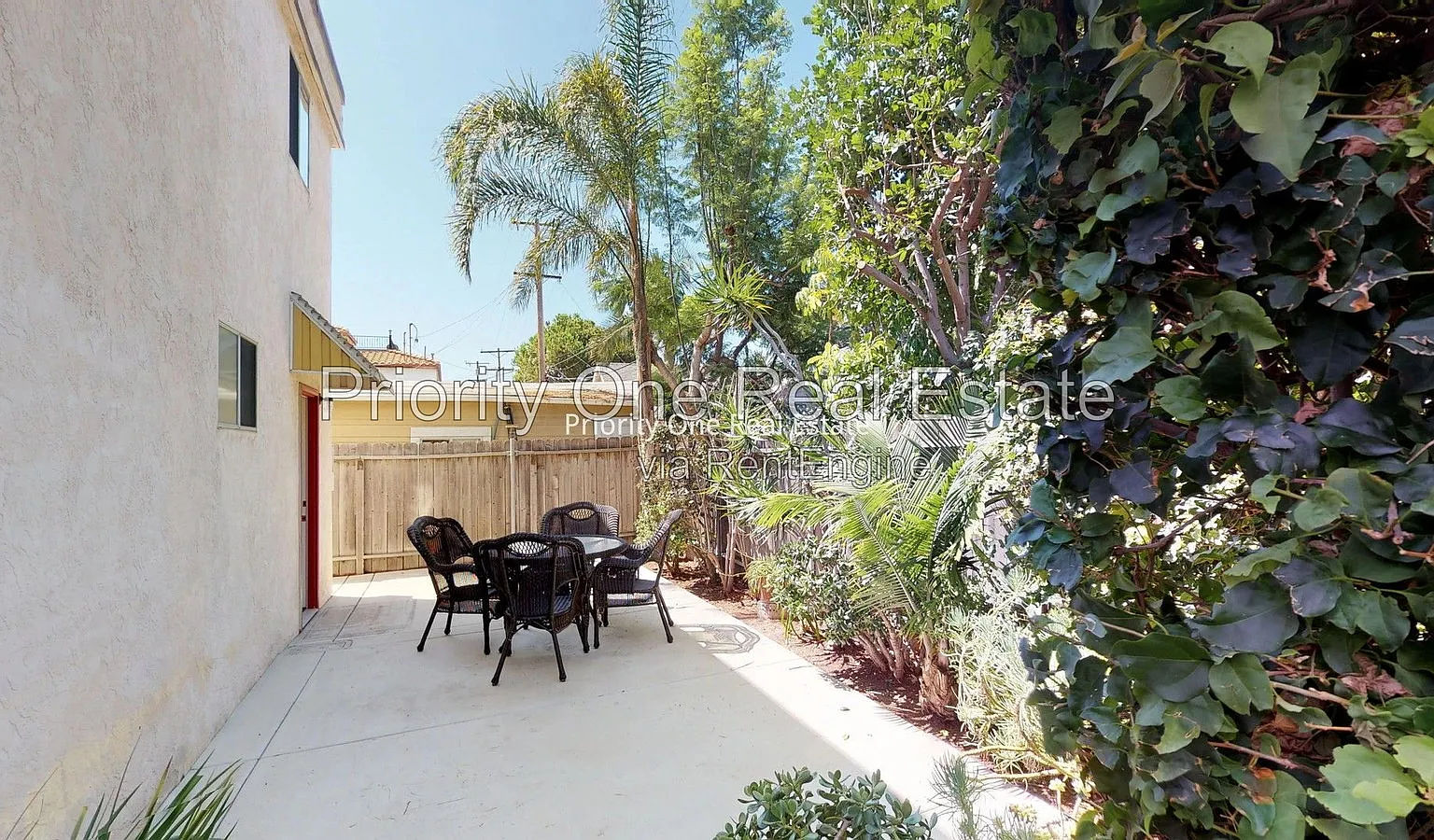 1 bed, 1.0 bath, 699 sqft, $2,000 — Photo 3