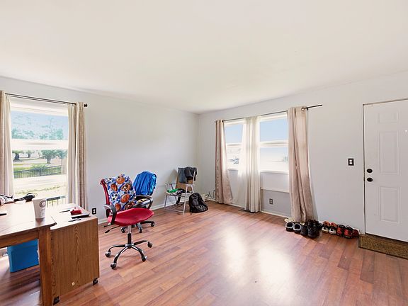 5th image of 4930 E Gilbert St #4932