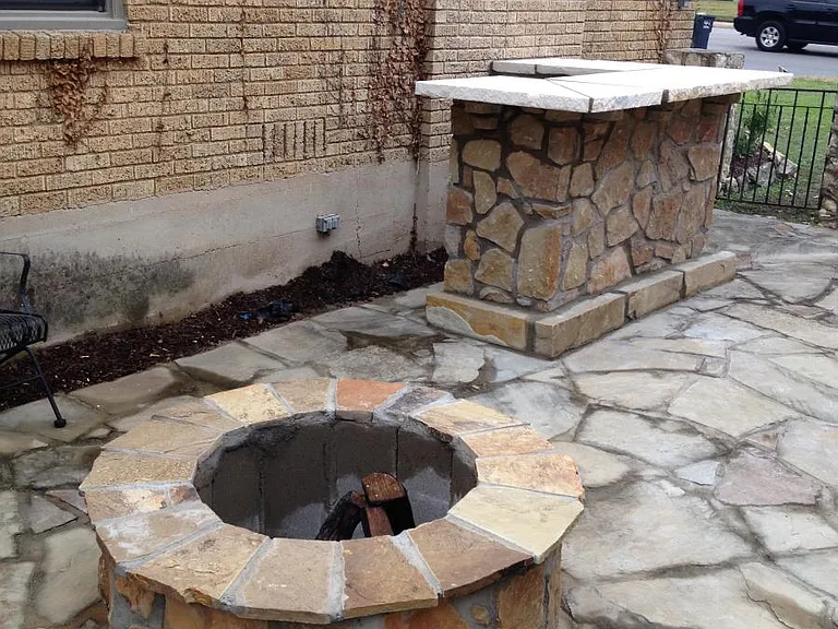 2711 S University Dr — Photo 39