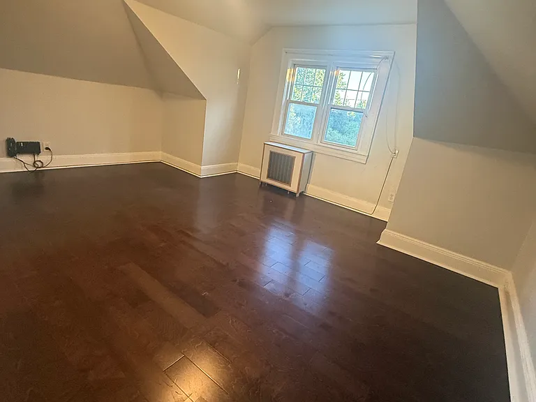 409 Bacheller Ave #2 — Photo 15
