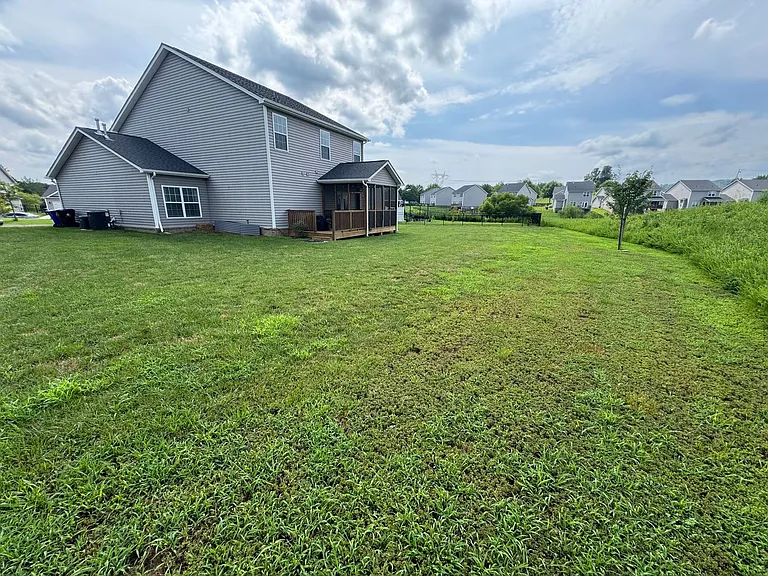 104 Deerberry Ln — Photo 46