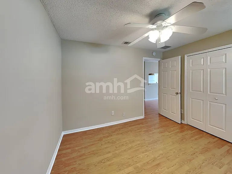 12131 Woodglen Cir — Photo 15