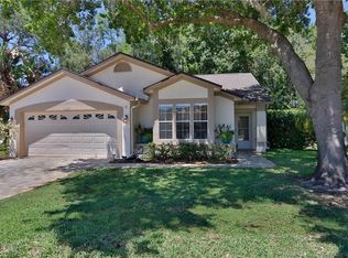 899 Crestridge Cir, Tarpon Springs, FL 34688