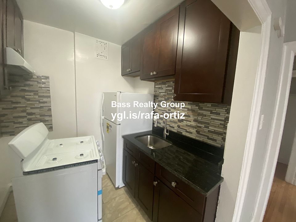1st image of 1369 W Estes Ave #1