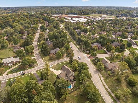 5th image of 120 Governors Ln