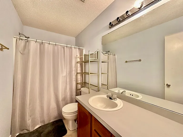 1828 Whispering Oaks Ln #1 — Photo 8