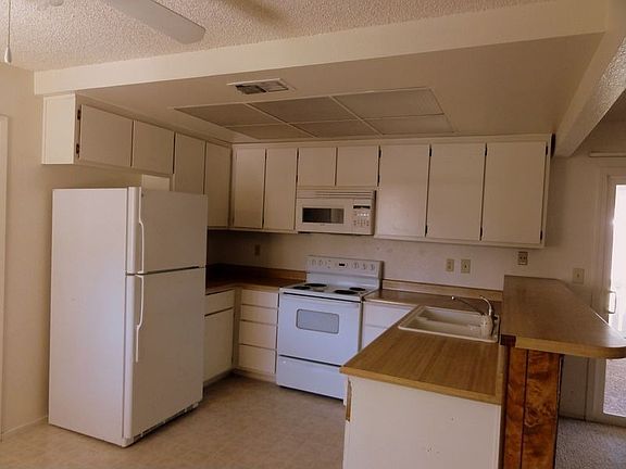 3rd image of 4214 Rosefield Way