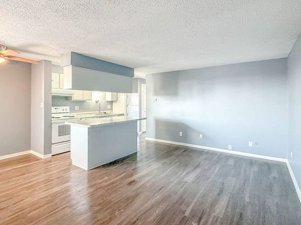 3270 S Grant St #201