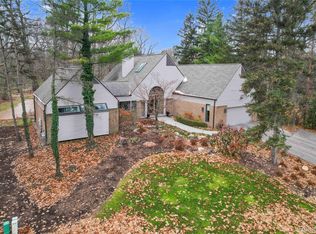 4766 Overton Cv, Bloomfield Hills, MI 48302