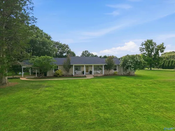 7485 Moores Mill Rd, Huntsville, AL 35811