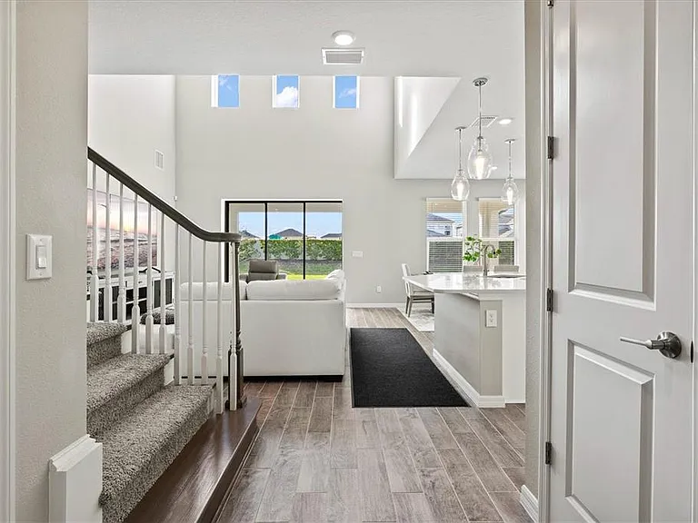 9312 Tequila Sunrise Dr — Photo 6