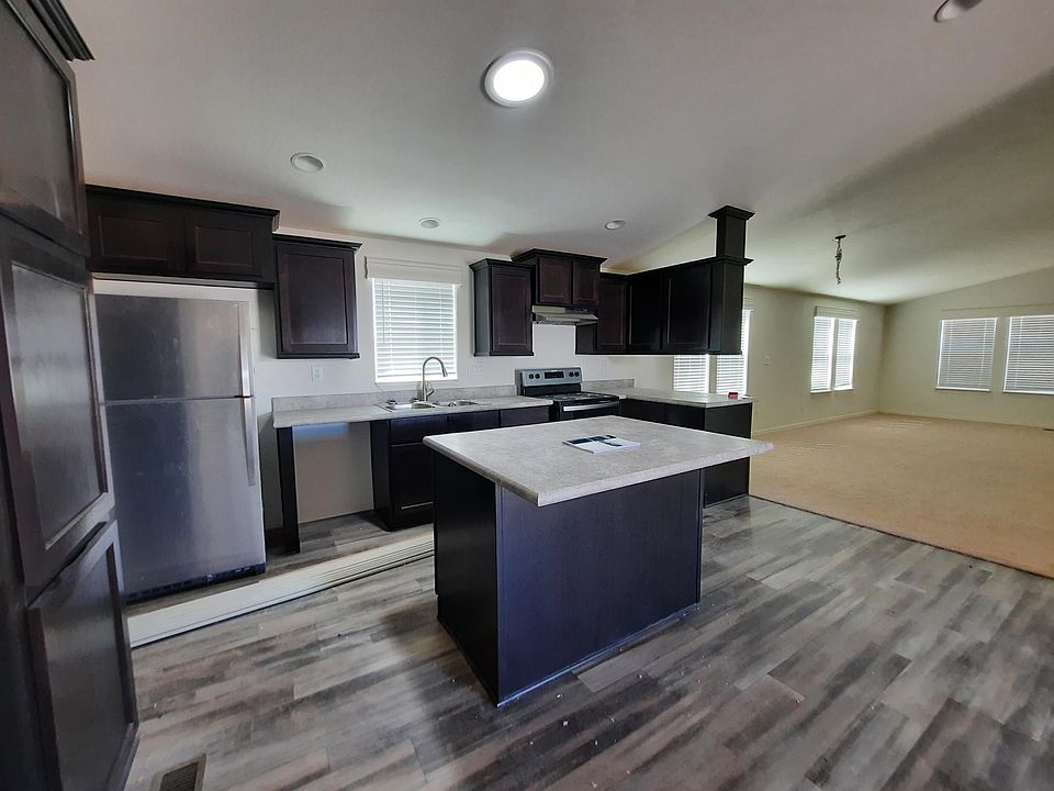 1st image of 18631 N 25th Pl