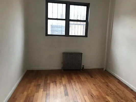 Rented by Premier Metro Realty Corp | media 9