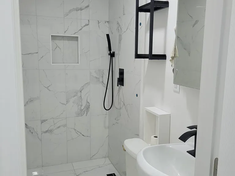 2564 Treadway Dr #D — Photo 11