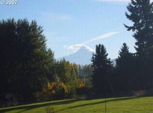 1421 Tucker Rd, Hood River, OR 97031