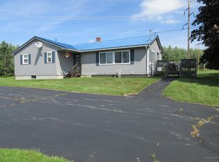 53 Oxbow Rd, Cornville, ME 04976